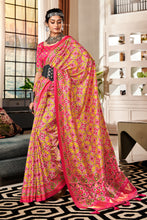 Load image into Gallery viewer, Gold and Pink Printed Patola Saree