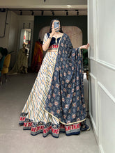 Load image into Gallery viewer, Navy Blue Pure Cotton Leheriya With Patola Print