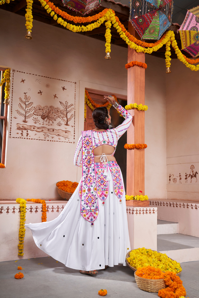 White Designer Navratri Chaniya Choli With Exclusive Kutchi Work
