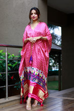 Load image into Gallery viewer, Pink &amp; White Color Digital Print Pure Gaji Silk Kaftan - Diva D London LTD