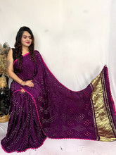 Load image into Gallery viewer, Purple Bandhej Saree With Lagda Patti Border