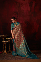 Load image into Gallery viewer, Maroon Patola Printed Silk Traditional Saree With Blouse